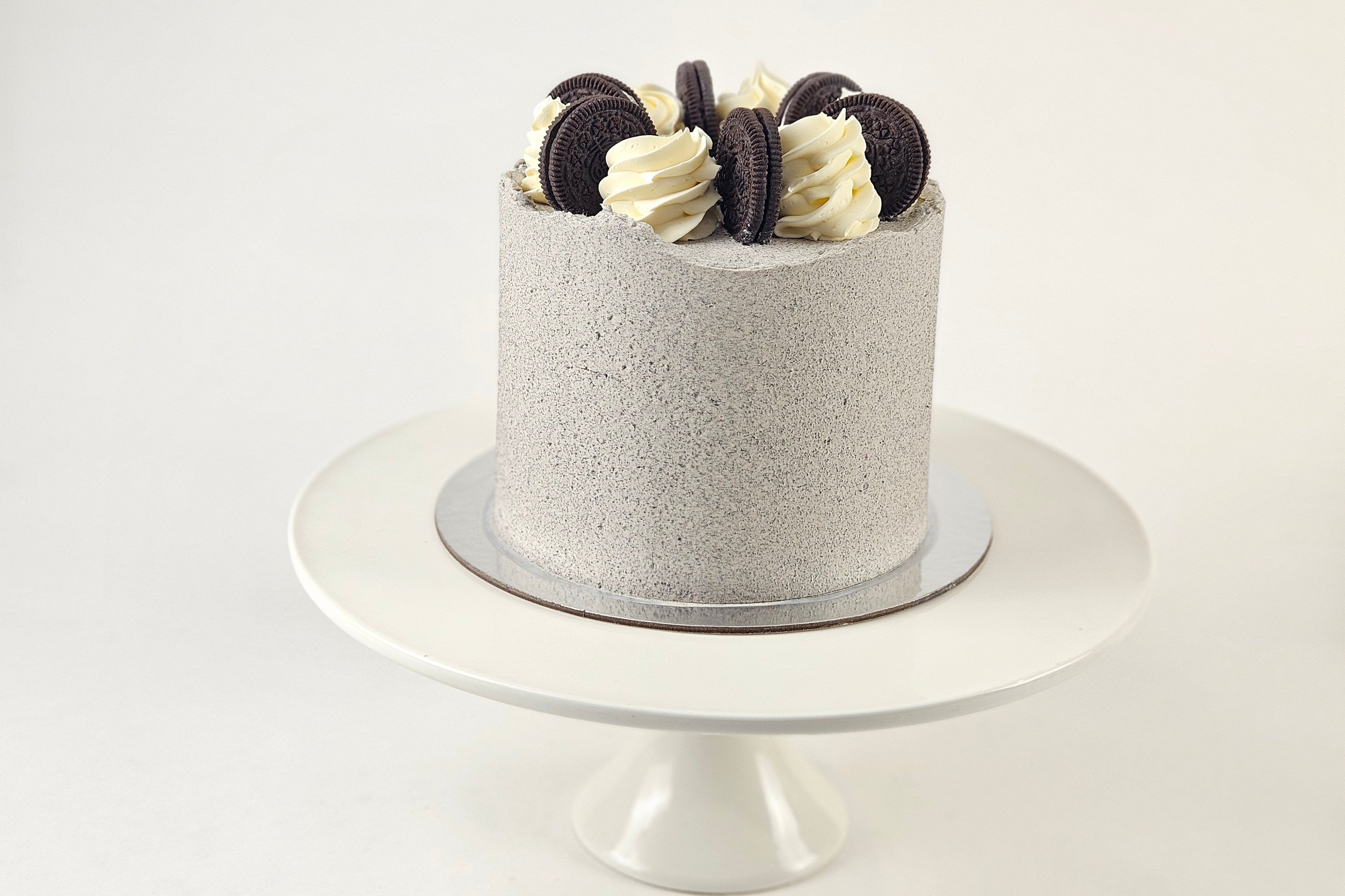 Cookies and Cream Cake Kit